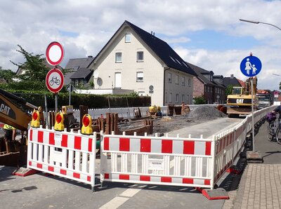 Bustellen Bild Dreibrückenstraße
