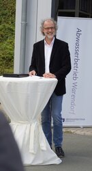 Thomas Meier beim ersten Spatenstich Thomas Meier beim ersten Spatenstich